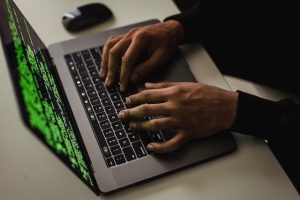 Cara Mengatasi Cybercrime yang viral