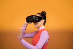Challenge Keuntungan Menggunakan VR Di Sosial Media Viral