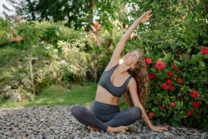 Challenge Manfaat Melatih Gerakan Yoga Viral